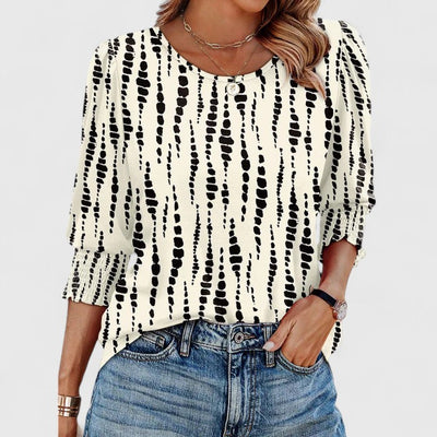 Selara | Elegant Smocked Top