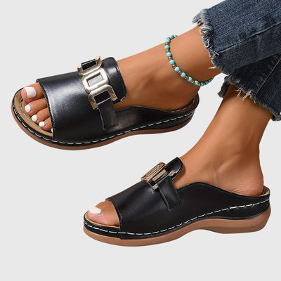 Kathryn™ | Comfort Buckle Sandals