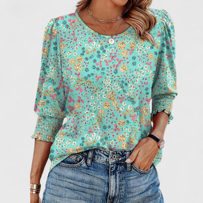 Selara | Elegant Smocked Top