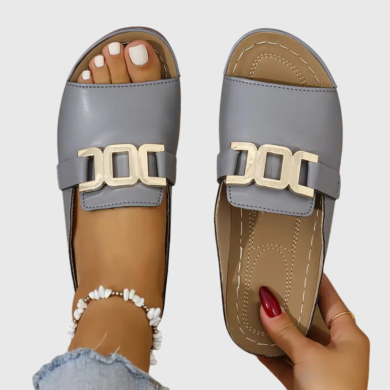Kathryn™ | Comfort Buckle Sandals