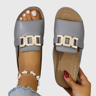 Kathryn™ | Comfort Buckle Sandals